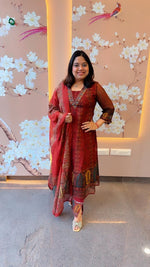 Pretty orgenza A line suit set with lining