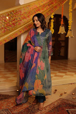 Pretty shimmer tissue suit set