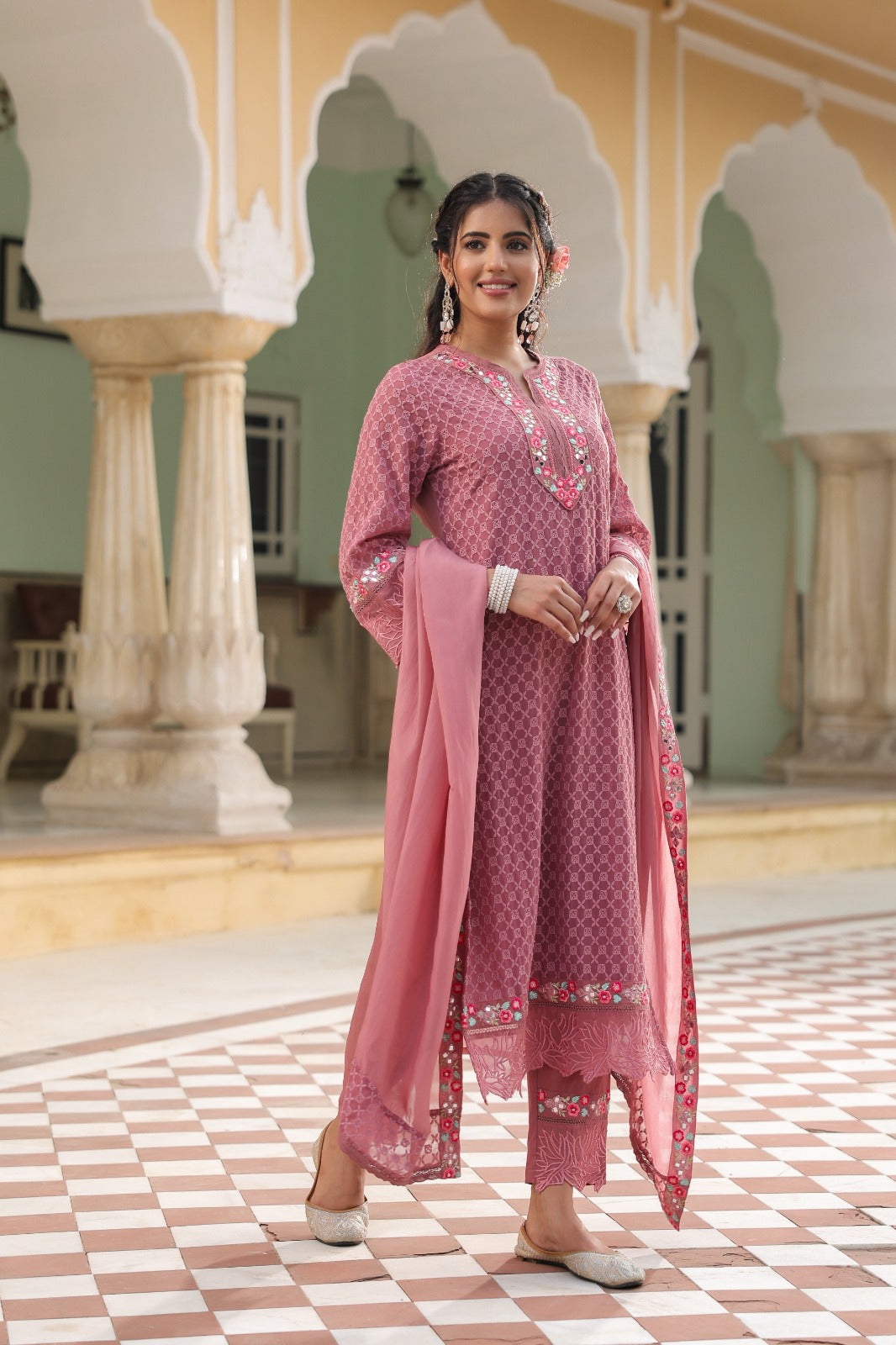 Pretty Georgette lining suit set
