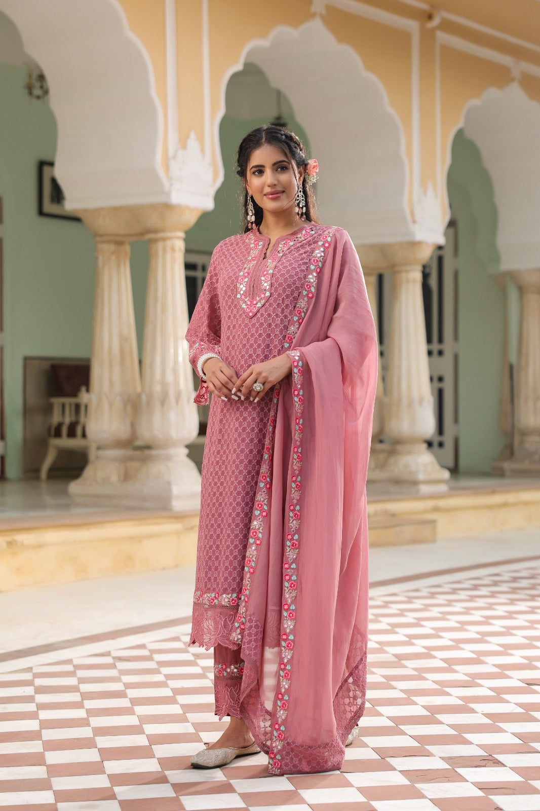 Pretty Georgette lining suit set