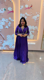 Pretty chinon hand work gown