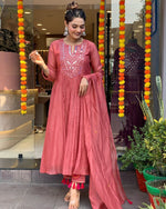 Pretty mul chanderi lining suit set