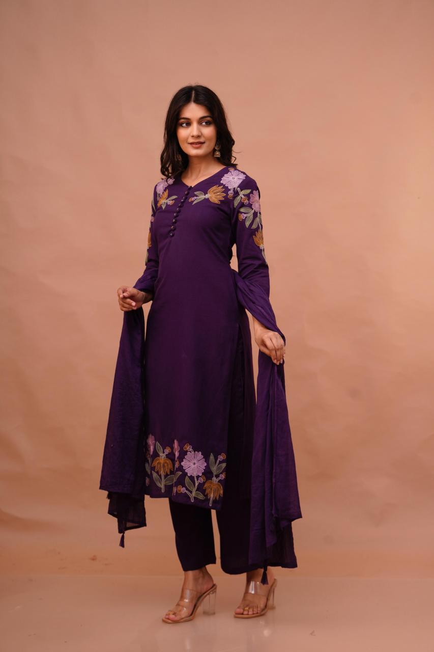 Pretty embroidered cotton suit set