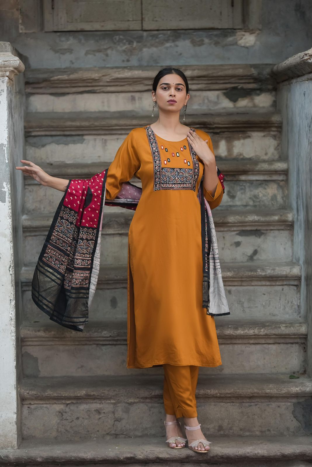 Pretty gaji silk full suit set