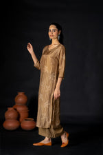 Pretty Russian bemberg silk kurta pant