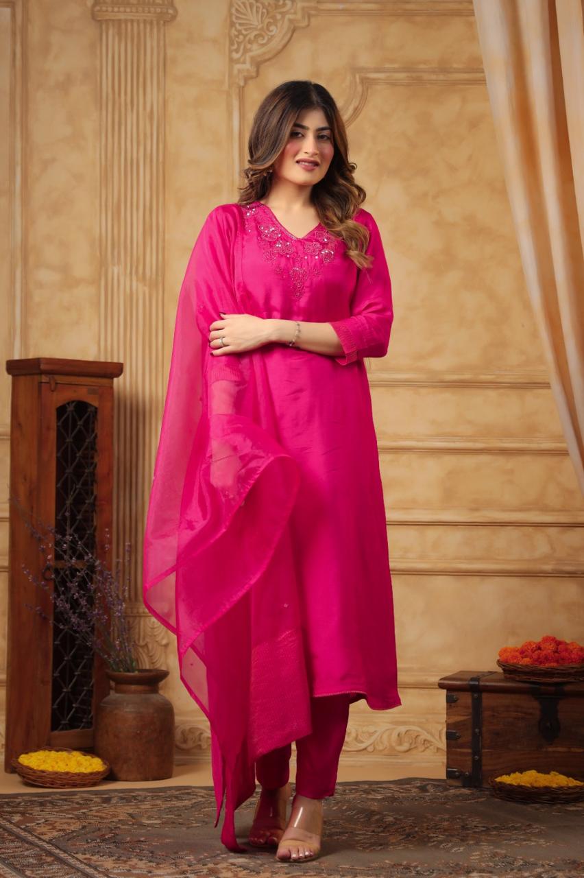 Pretty Russian silk must buy suit set