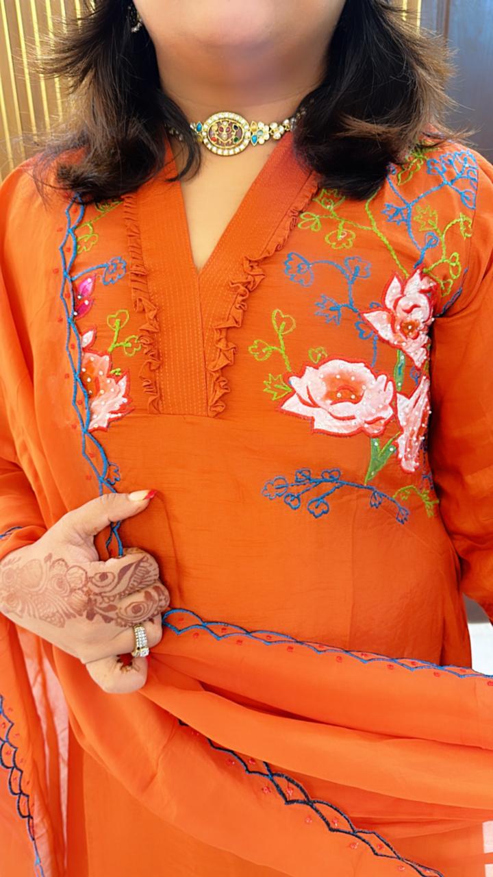 Pretty mul Chanderi embroidery suit set