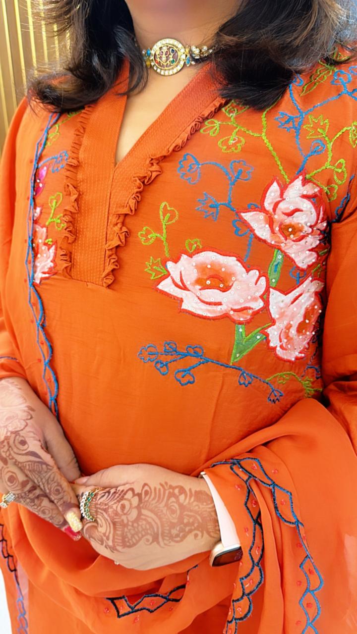 Pretty mul Chanderi embroidery suit set