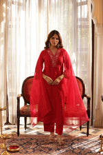 Pretty Russian silk designer sleeves suit set