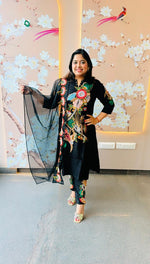 Pretty silk embroidered suit set