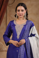 Dola silk Zari detailing full suit set