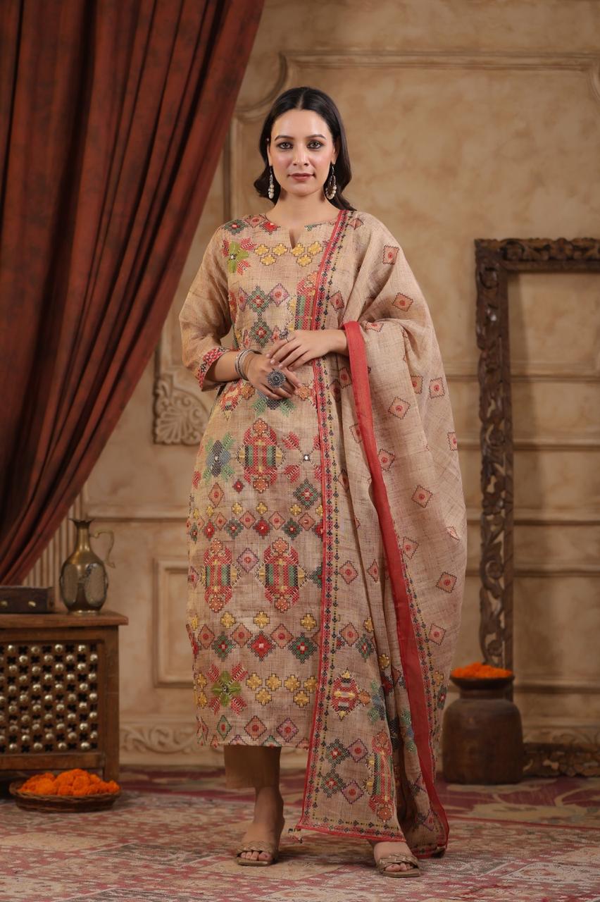 Pretty linen chanderi katha stitch suit set