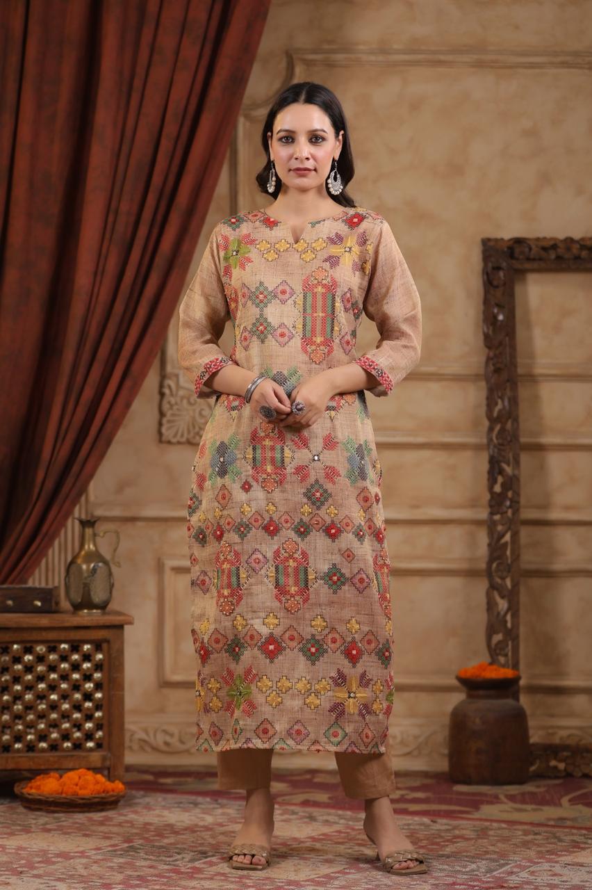 Pretty linen chanderi katha stitch suit set