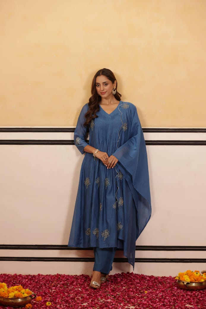 Pretty Mul chanderi full embroidery suit set