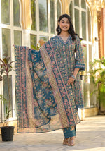 Pretty A line full suit set with lace detailing