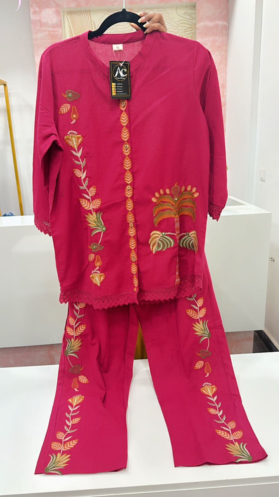 Pretty cotton embroidered co ord set