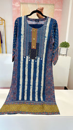 Pure muslin silk with tussels with blue