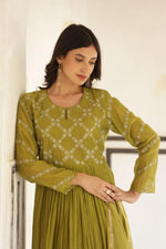 Pretty Mul Chanderi with gold Zari work