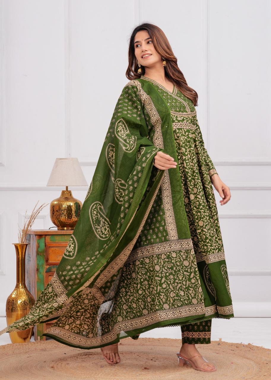 Wow cotton anaraki suit set paired with cotton dupatta