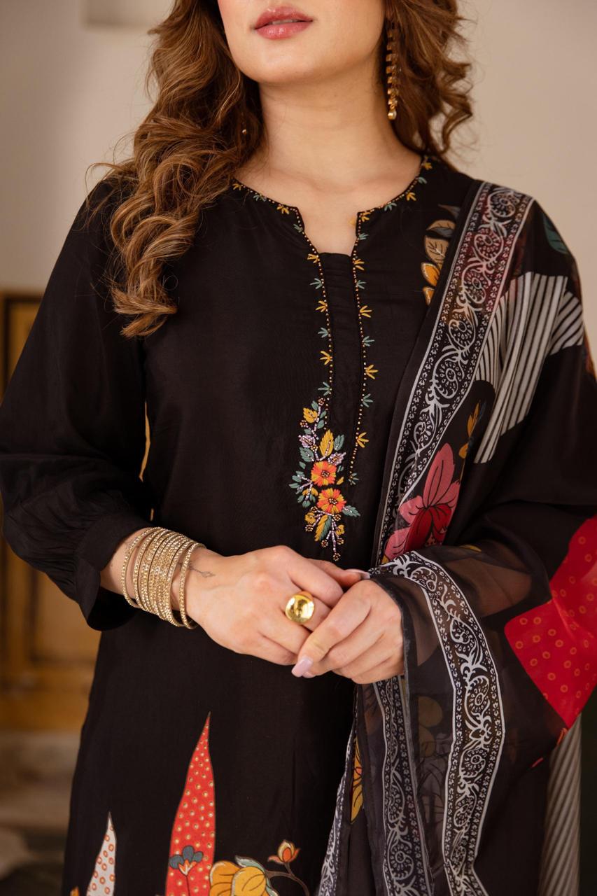 Pure muslin digital printed suit set with organza dupatta (slim fit -opt for a bigger size)