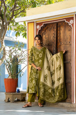 Pretty cotton paired with mul cotton suit set