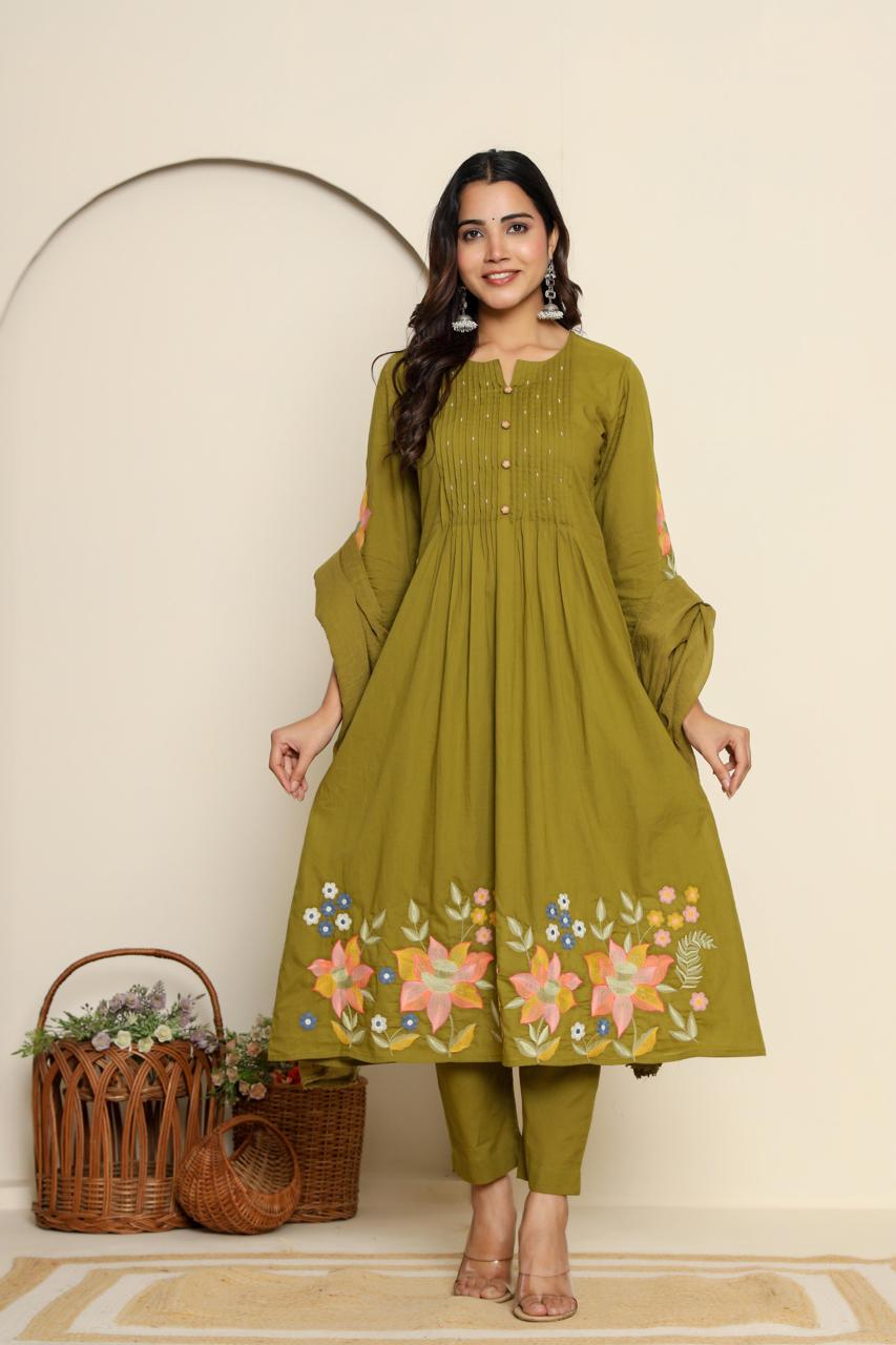 Pretty premium embroidered suit set