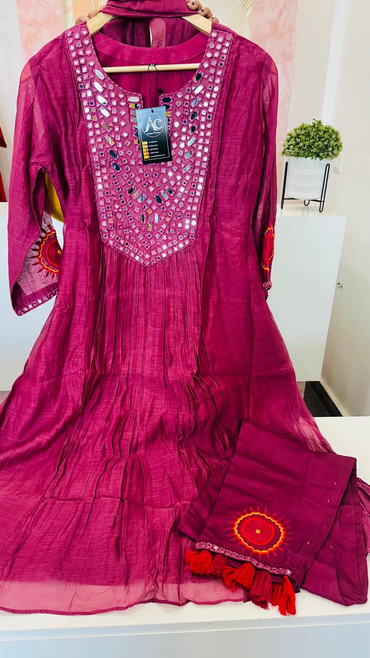 Mul chanderi with heavy mirror work lining suit set