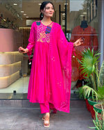 Wow Mul chanderi embroidered suit set