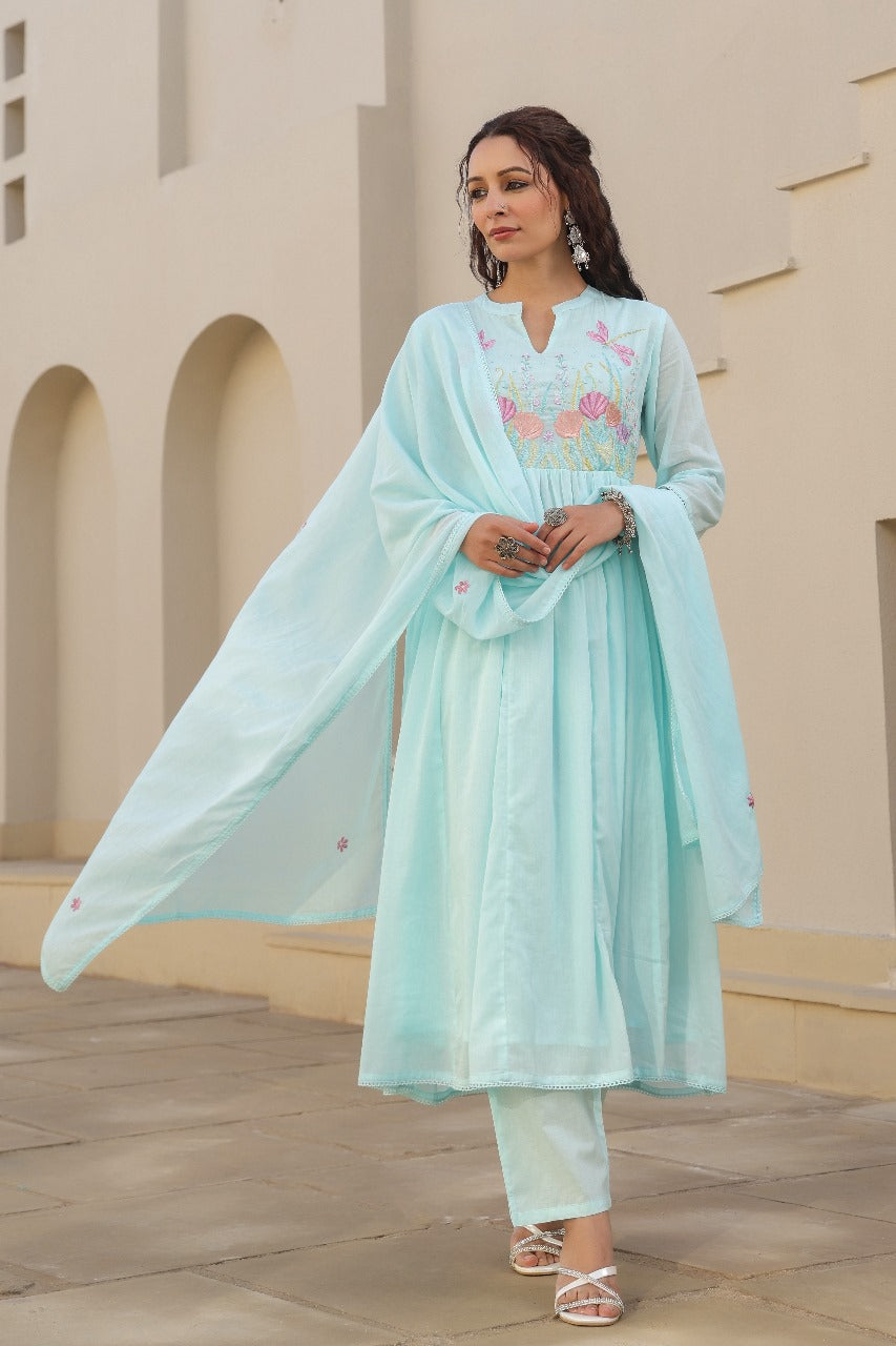 Mul cotton lining embroidered full suit