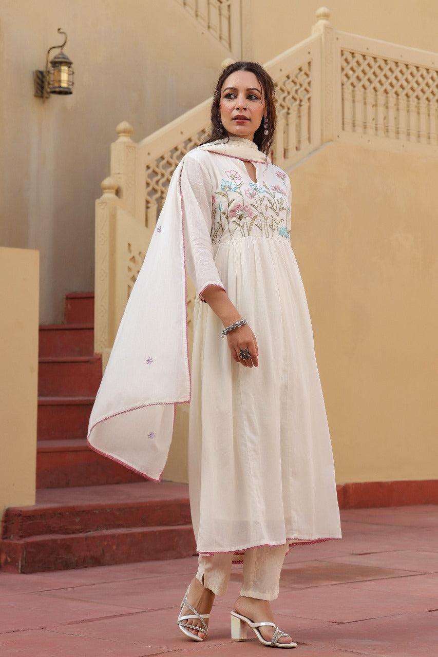 Mul cotton lining embroidered full suit