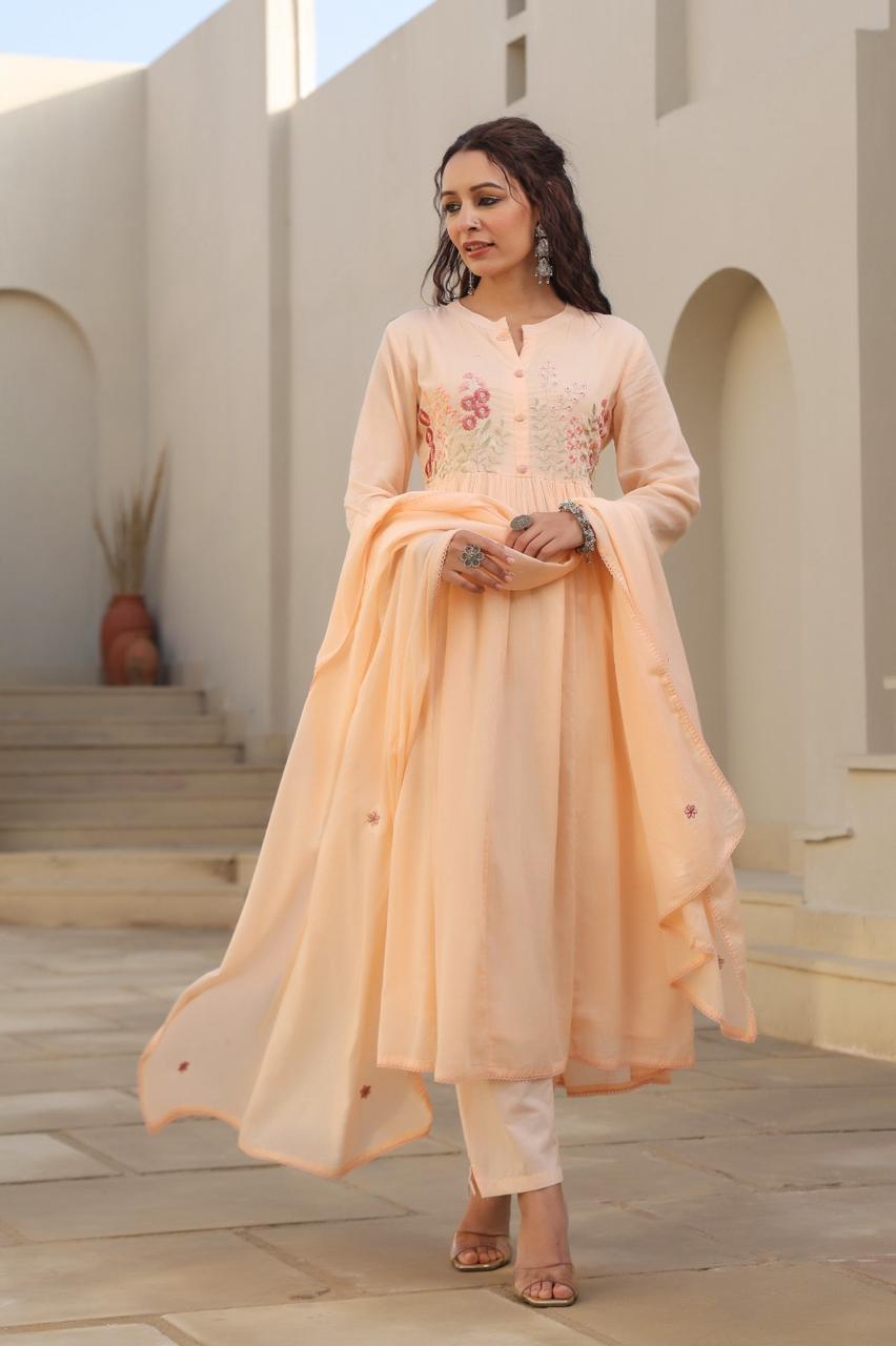 Mul cotton lining embroidered full suit