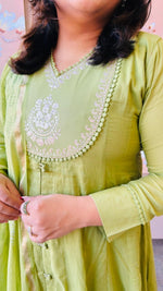 Beautiful Mul chanderi lining suit set