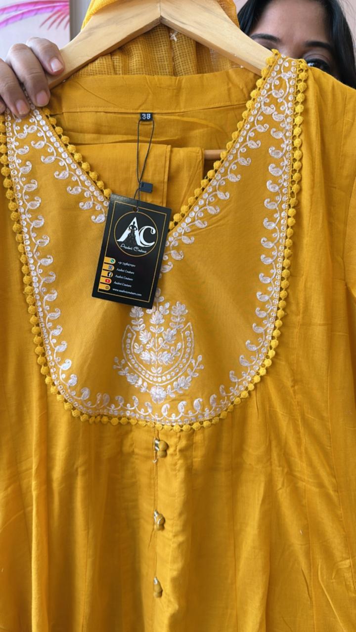 Beautiful Mul cotton lining suit set in yellow