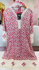 Pretty cotton lace detailing full suit