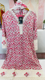 Pretty cotton lace detailing full suit