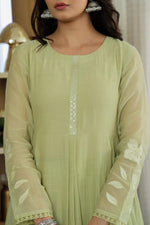 Wow Mul chanderi applique work lining suit set