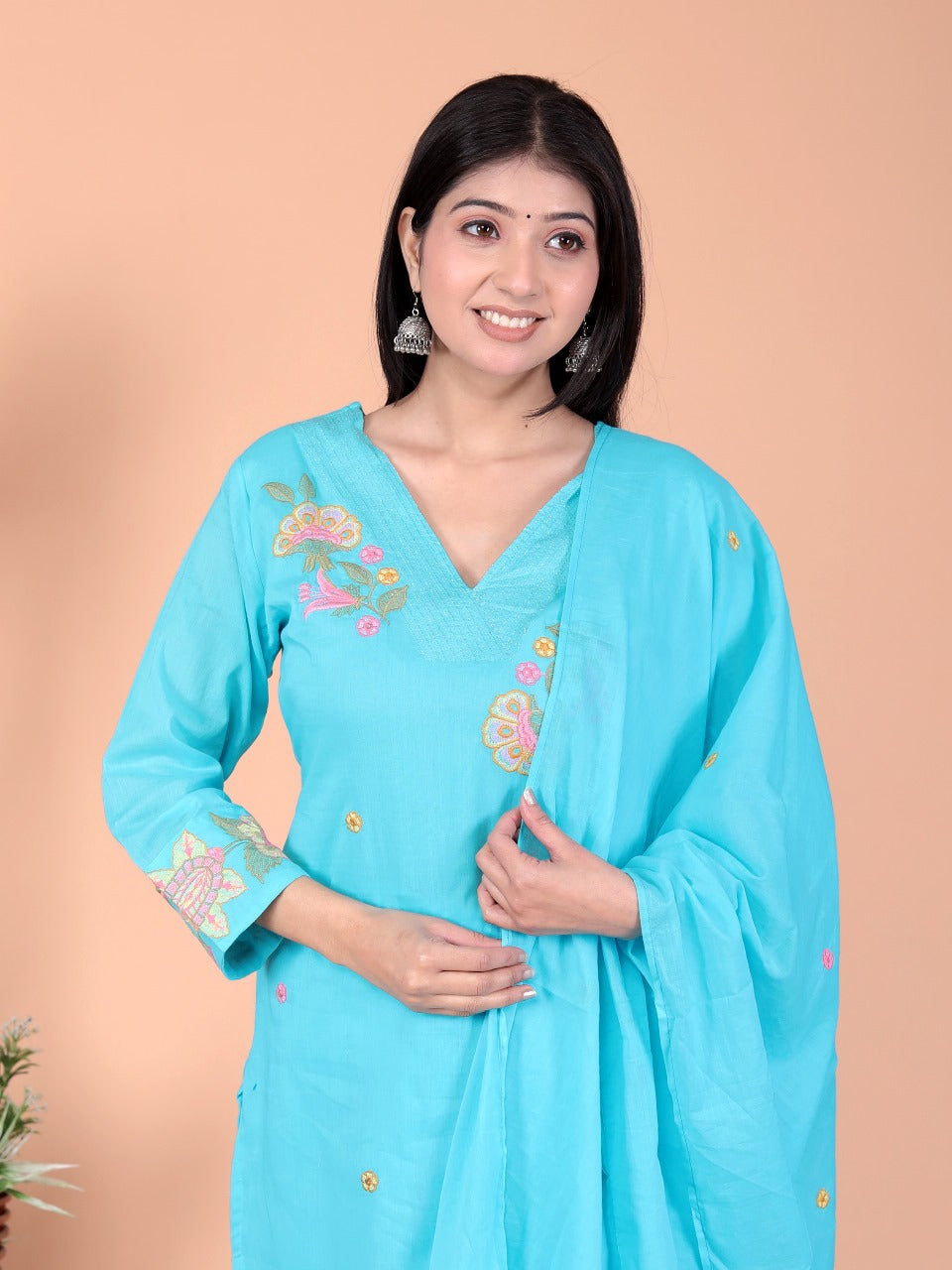 Fully embroidered suit set