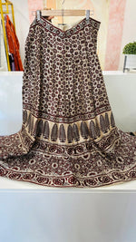 Gaji silk lining skirt