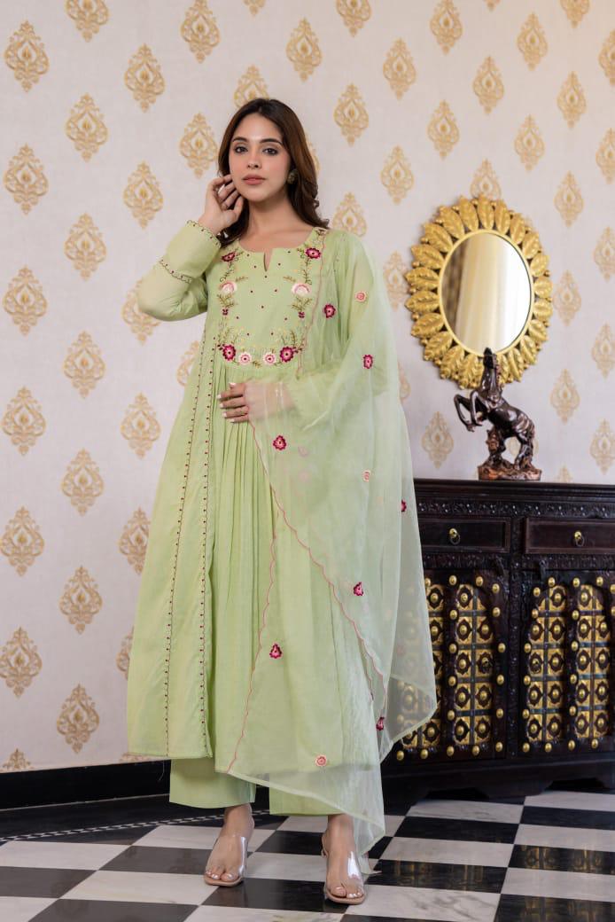 Gorgeous Mul cotton embroidered suit set in green