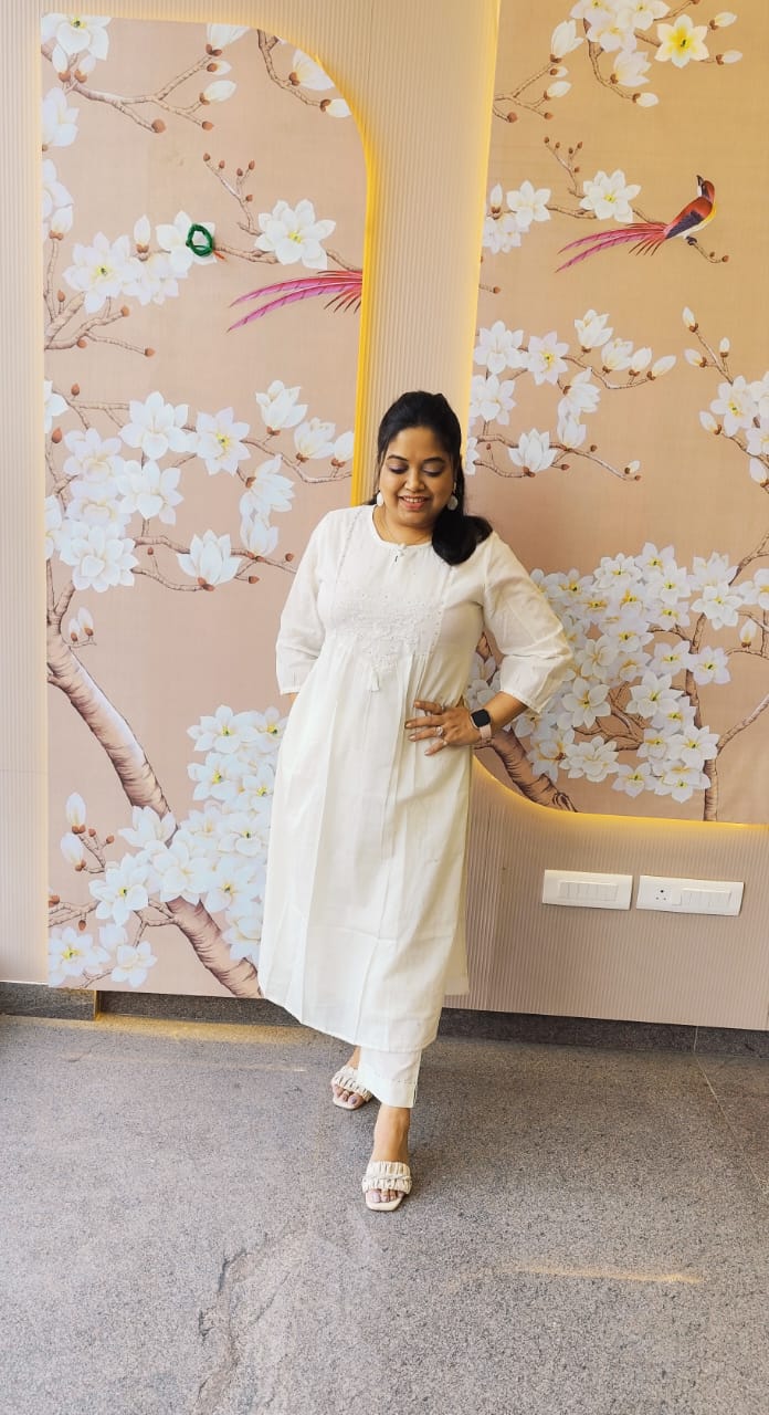 Summer perfect! Pure Mul cotton lining embroidery kurta pant