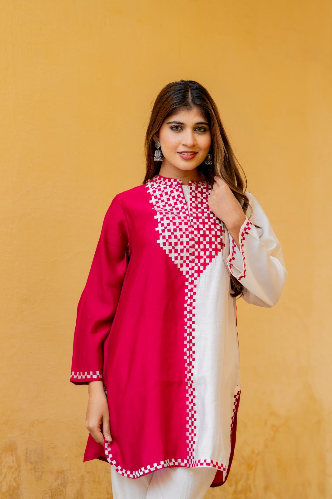 Designer pure muslin embroidered kurta paired with cotton pants in pink