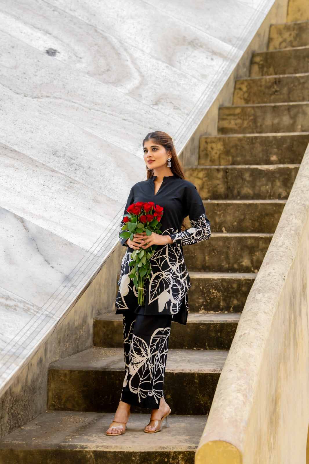 Summer perfect digital printed co ord in black