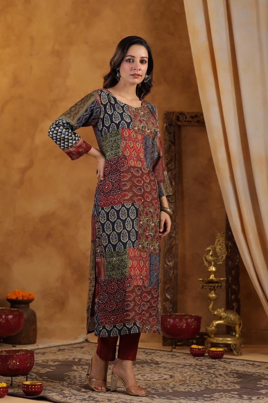 Pretty mul silk katha stitched lining kurta pant