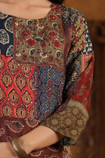 Pretty mul silk katha stitched lining kurta pant