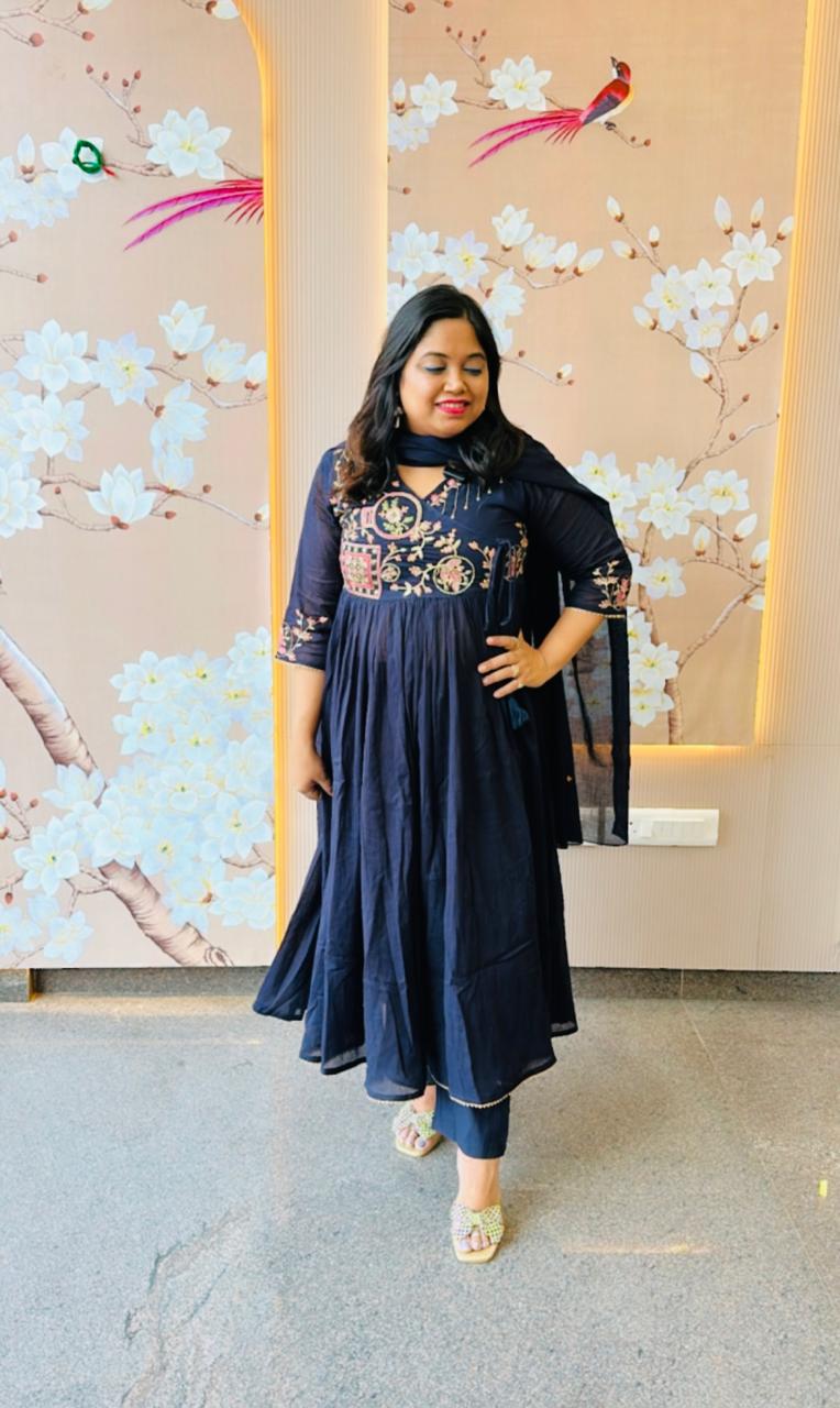 Pretty Mul cotton embroidered Anarkali half lining suit set