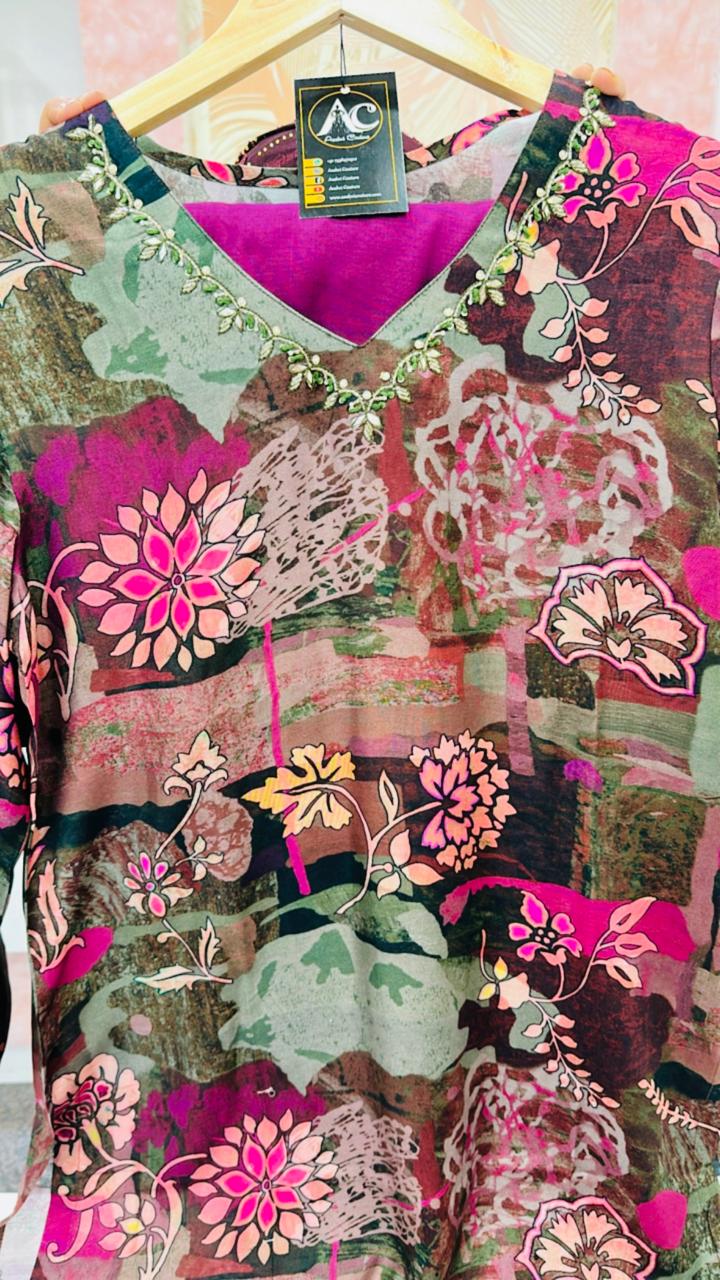 Pure crepe V neck kurta pant