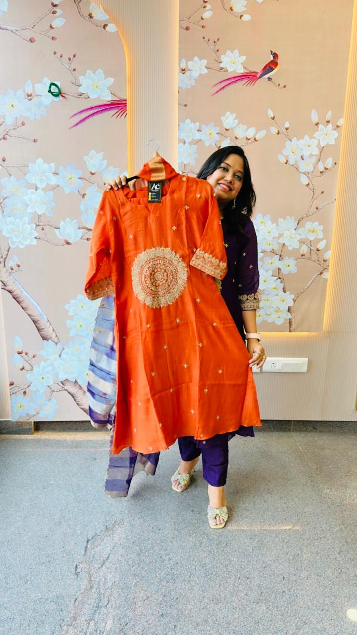 Wow Mul Chanderi with Zari detailing n tissue dupatta in rust