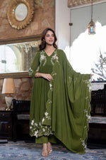 Pure Mul cotton lining appliqué work cotton suit in green