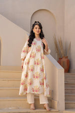 Effortless chic co ord set with floral print