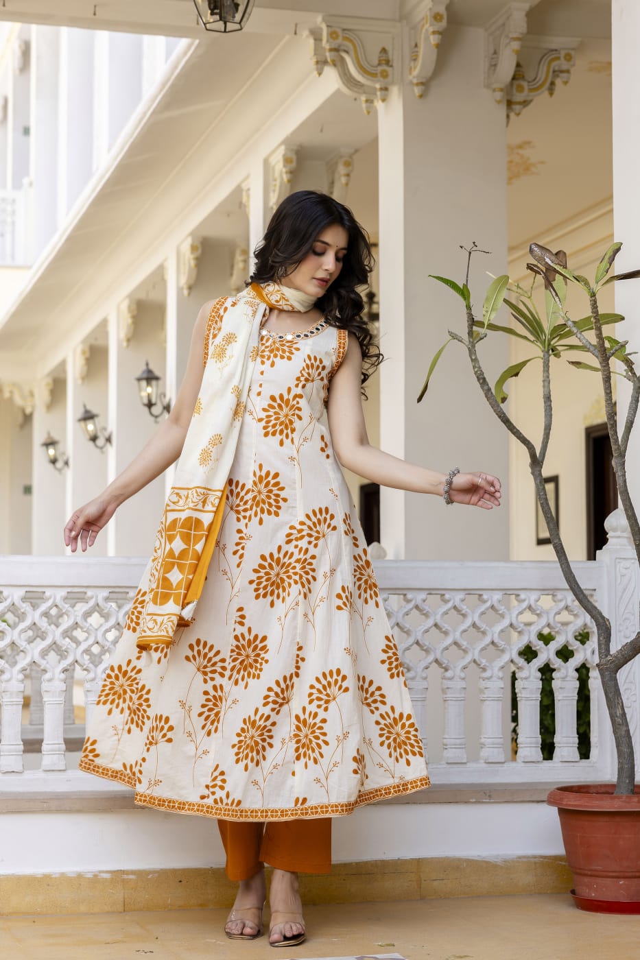 Sleeveless brush painted cotton full suit (extra sleeves available)